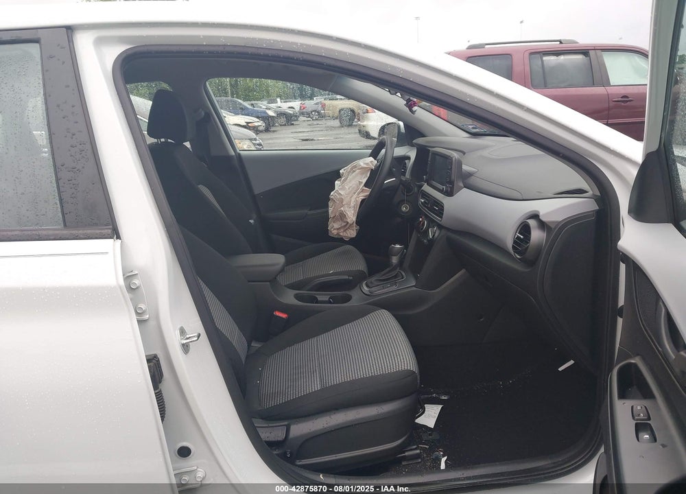 2019 HYUNDAI KONA SE VIN: KM8K12AA4KU302228