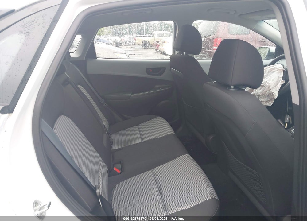 2019 HYUNDAI KONA SE VIN: KM8K12AA4KU302228