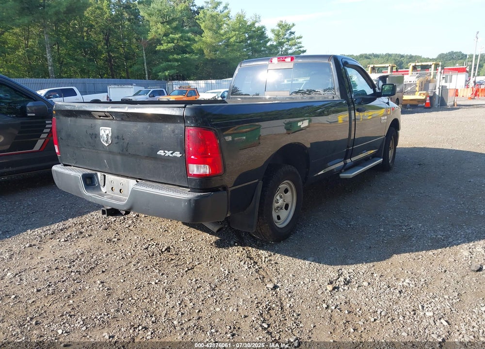 2014 RAM 1500 VIN: 3C6JR7DG4EG324833
