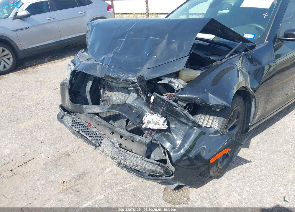 2020 CHRYSLER 300 VIN: 2C3CCAAG3LH212532