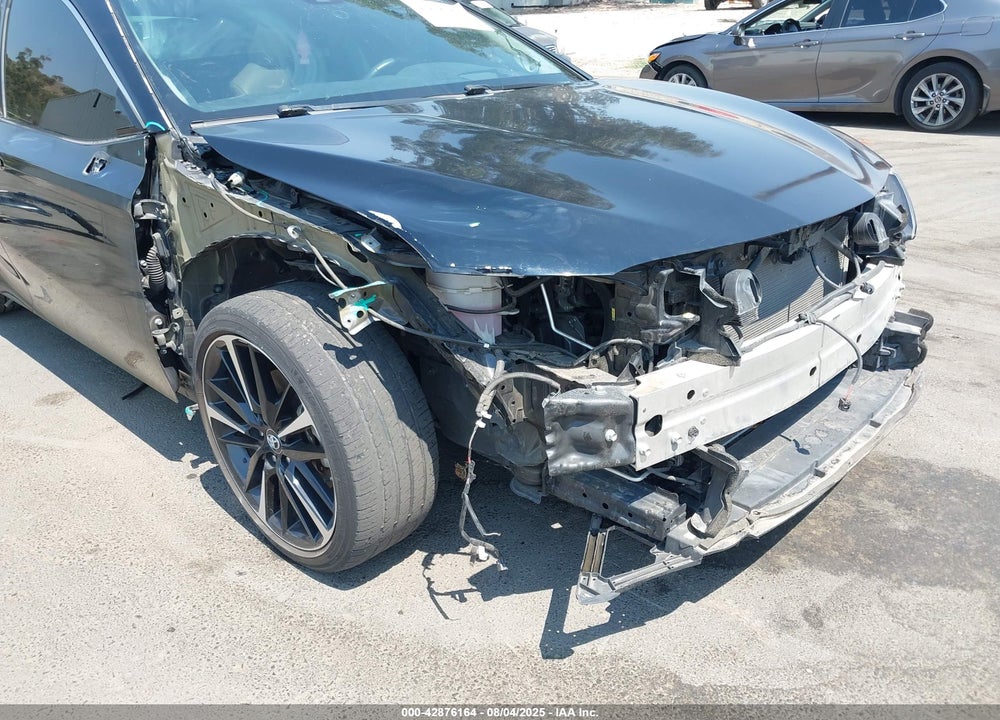 2018 TOYOTA CAMRY VIN: 4T1B61HK2JU043022