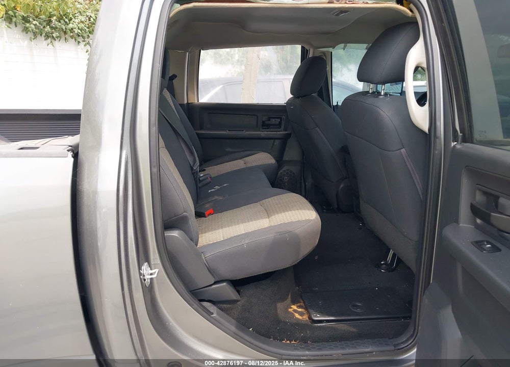 2012 RAM 3500 ST VIN: 3C63DPGL1CG270209