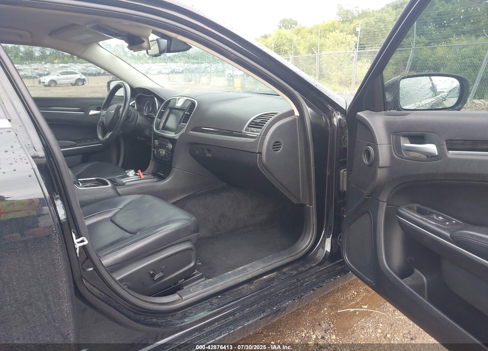 2015 CHRYSLER 300 VIN: 2C3CCAAG0FH792522