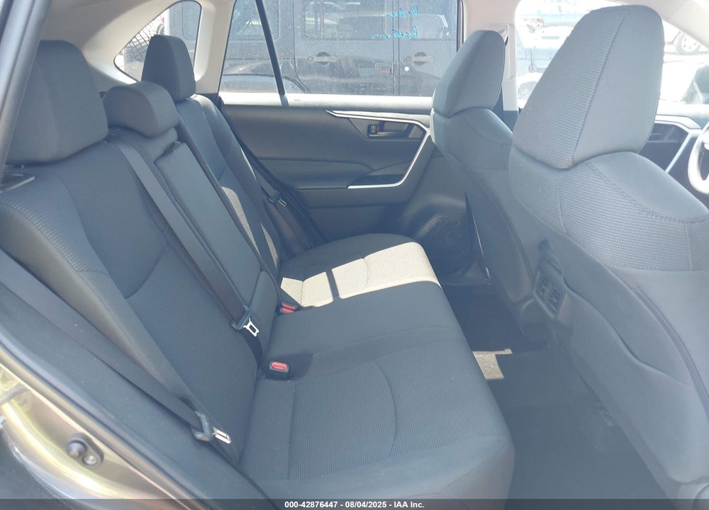 2022 TOYOTA RAV4 VIN: 2T3H1RFV2NC195708
