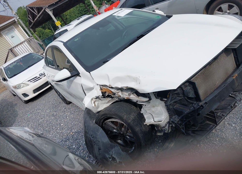 2019 KIA FORTE S VIN: 3KPF34AD1KE070787