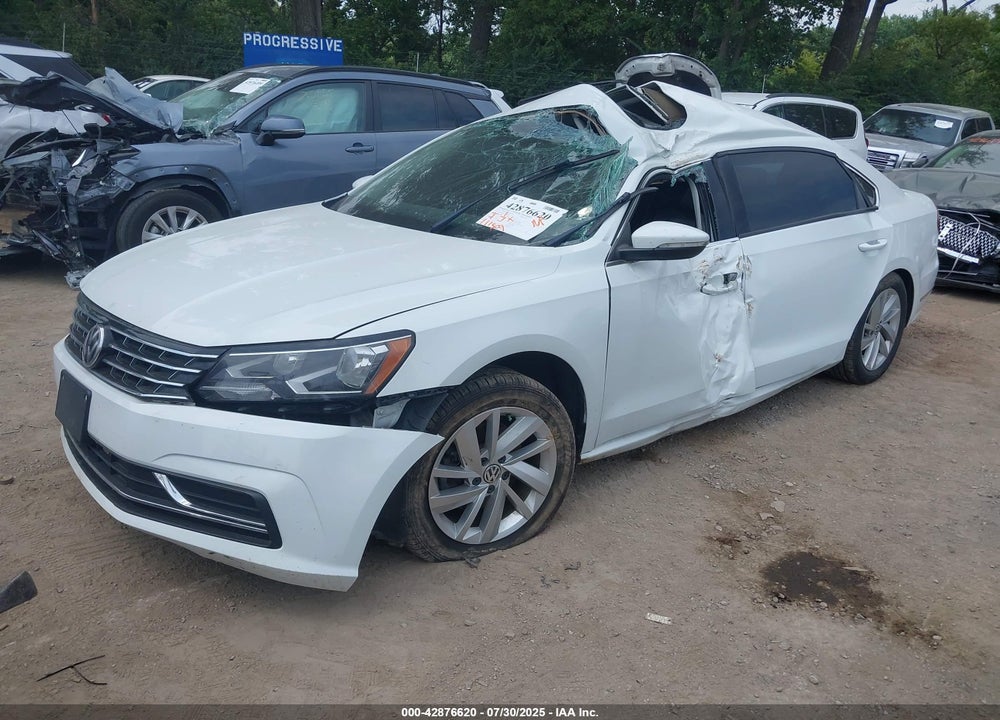 2018 VOLKSWAGEN PASSAT VIN: 1VWBA7A31JC039300