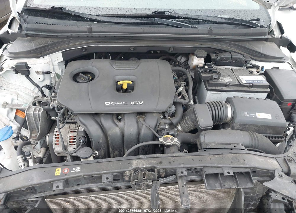 2018 HYUNDAI ELANTRA VIN: 5NPD74LF4JH295175
