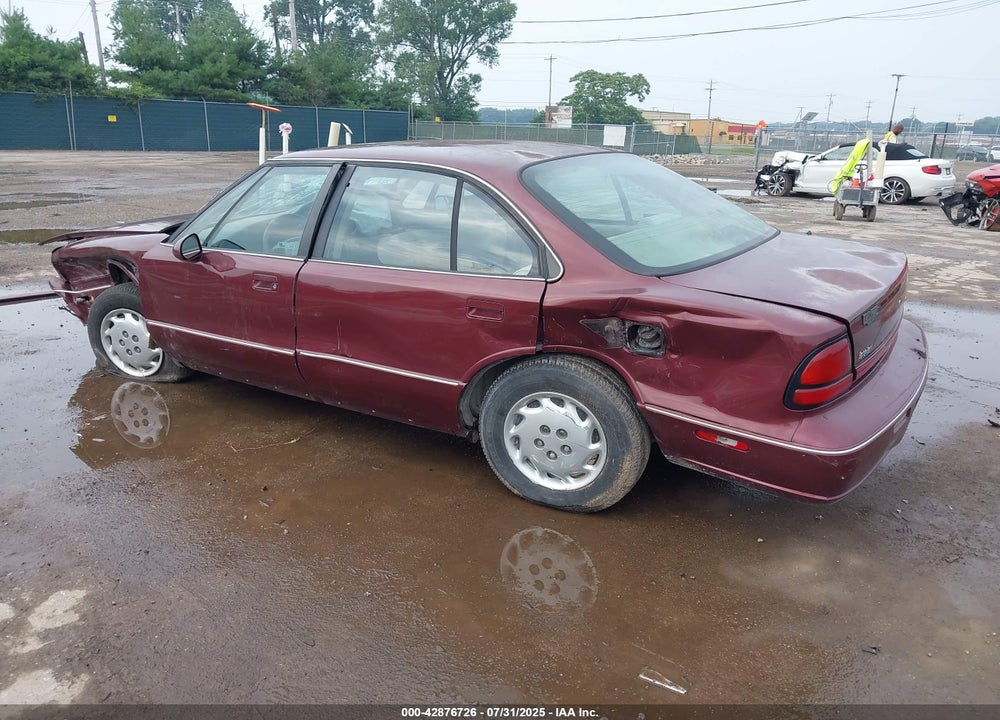 1998 OLDSMOBILE EIGHTY-EIGHT VIN: 1G3HN52K8W4828010