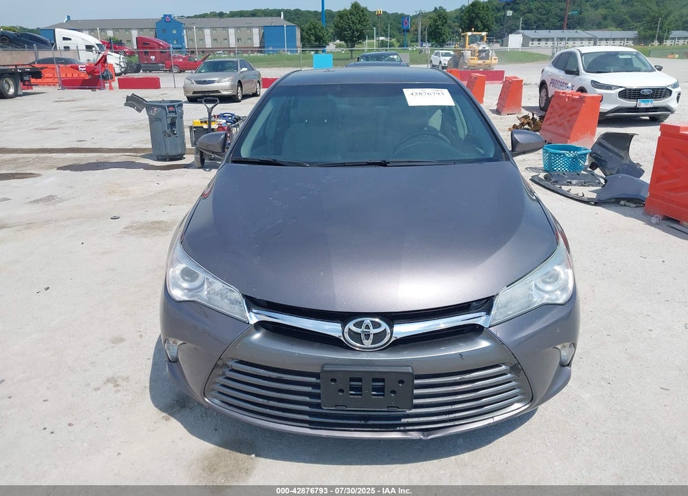 2016 TOYOTA CAMRY VIN: 4T4BF1FK3GR577986