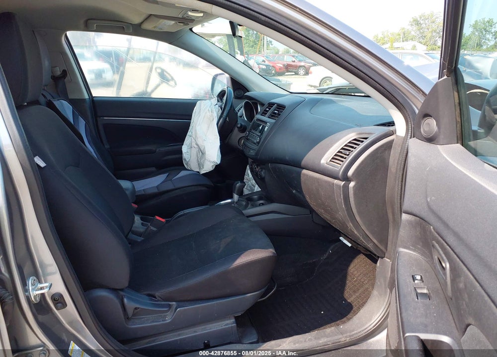2015 MITSUBISHI OUTLANDER SPORT ES VIN: 4A4AP3AW8FE024846