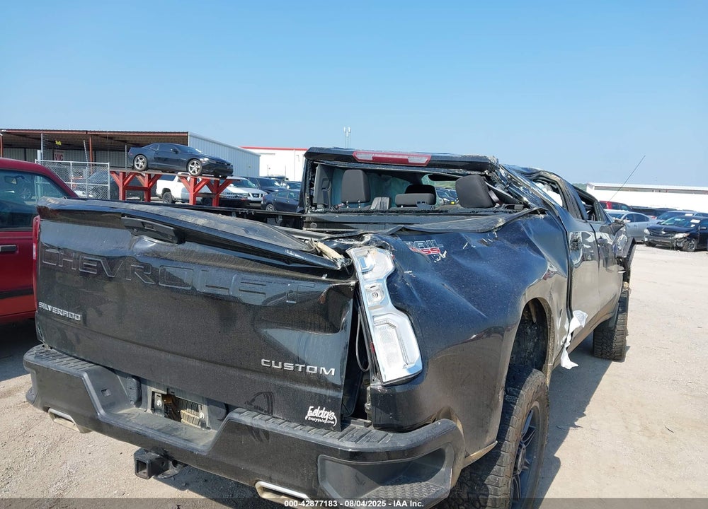 2021 CHEVROLET SILVERADO 1500 4WD SHORT BED CUSTOM TRAIL BOSS VIN: 1GCPYCEF6MZ283236