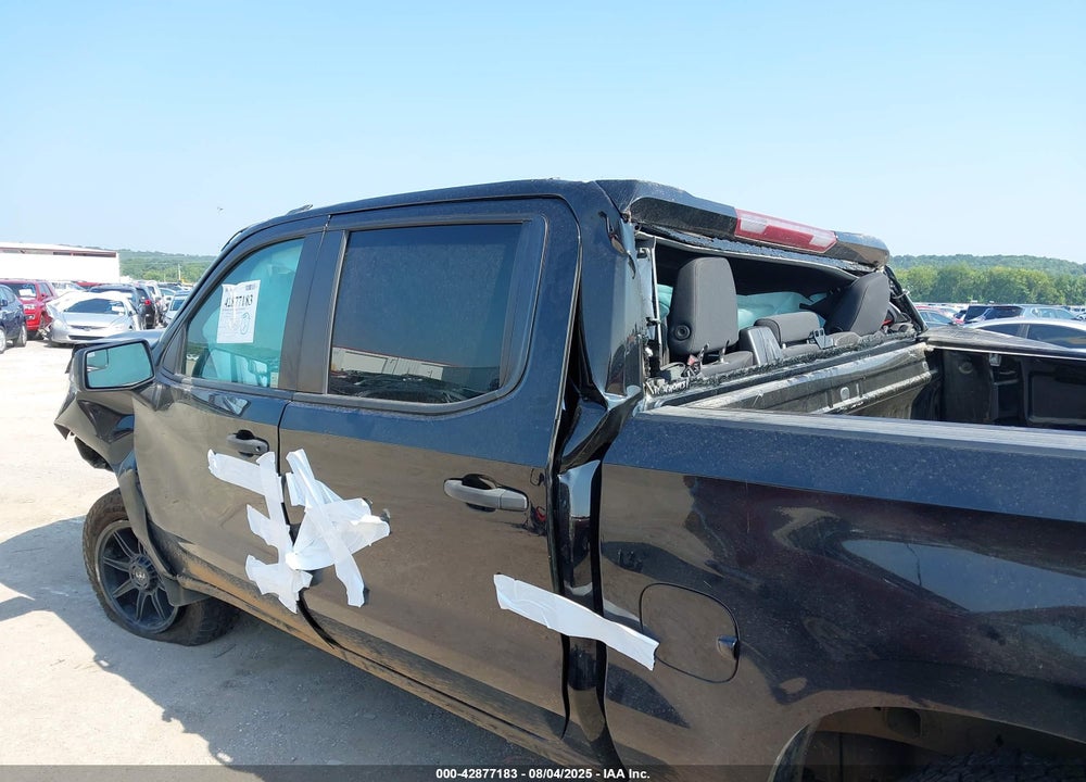 2021 CHEVROLET SILVERADO 1500 4WD SHORT BED CUSTOM TRAIL BOSS VIN: 1GCPYCEF6MZ283236
