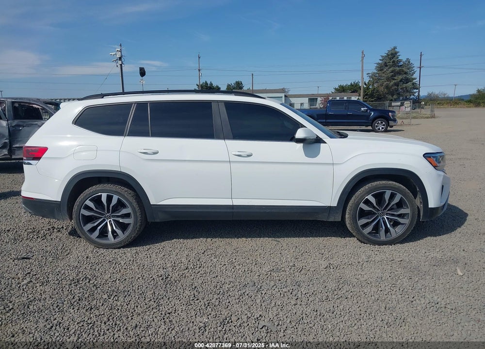 2022 VOLKSWAGEN ATLAS VIN: 1V2KR2CA0NC558000