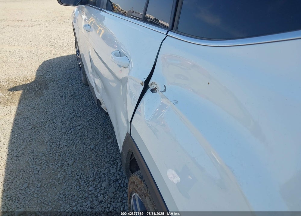 2022 VOLKSWAGEN ATLAS VIN: 1V2KR2CA0NC558000