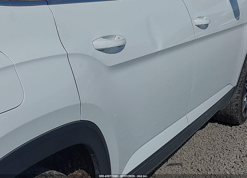 2022 VOLKSWAGEN ATLAS VIN: 1V2KR2CA0NC558000