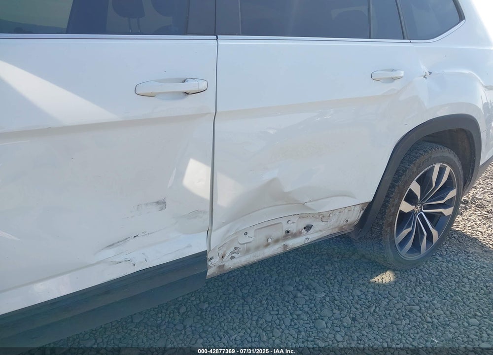 2022 VOLKSWAGEN ATLAS VIN: 1V2KR2CA0NC558000