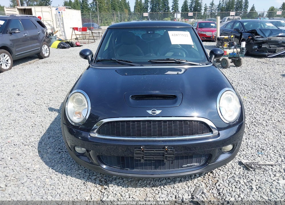 2009 MINI JOHN COOPER WORKS VIN: WMWMF93549TF96561