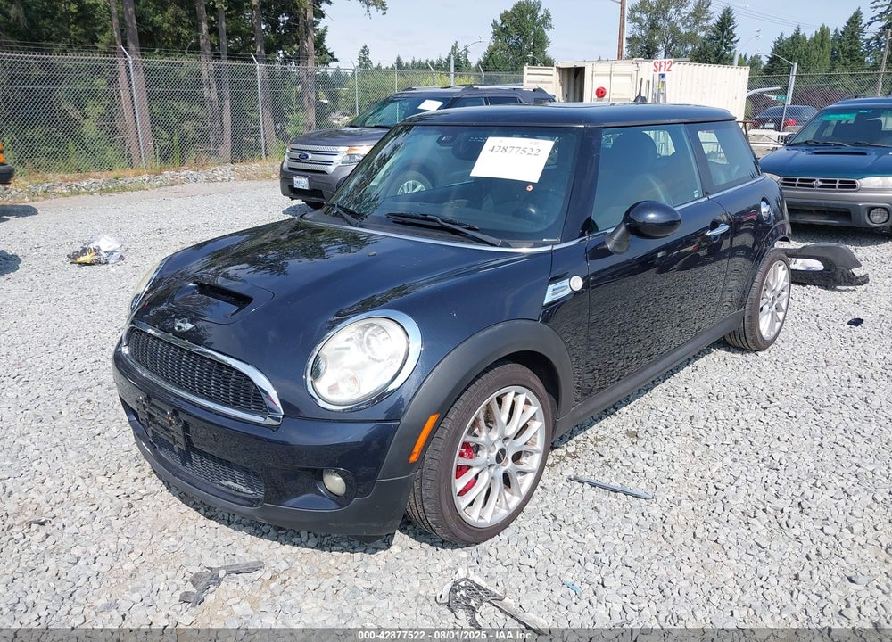 2009 MINI JOHN COOPER WORKS VIN: WMWMF93549TF96561