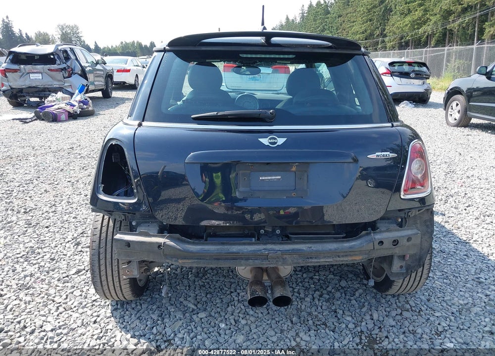 2009 MINI JOHN COOPER WORKS VIN: WMWMF93549TF96561