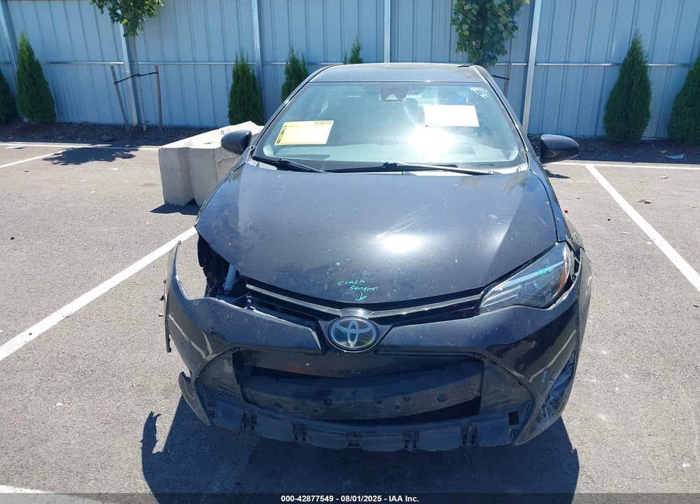 2018 TOYOTA COROLLA LE VIN: 5YFBURHE1JP815431