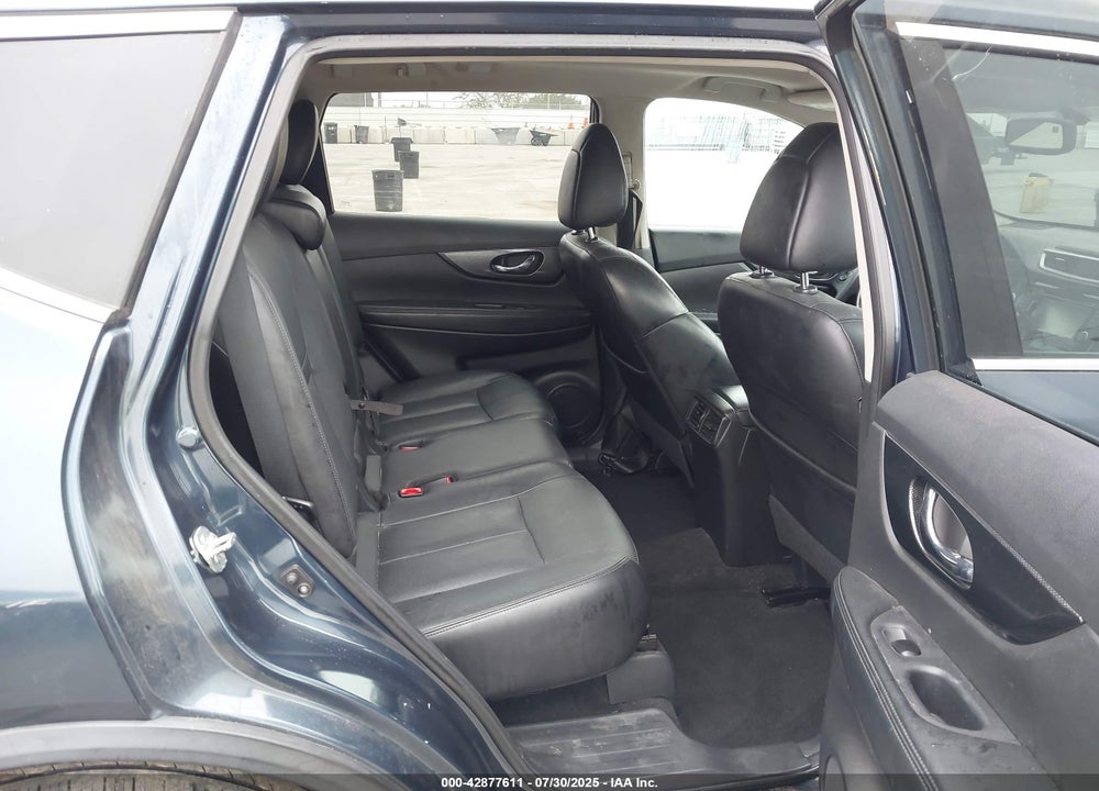 2015 NISSAN ROGUE VIN: 5N1AT2MT0FC766924
