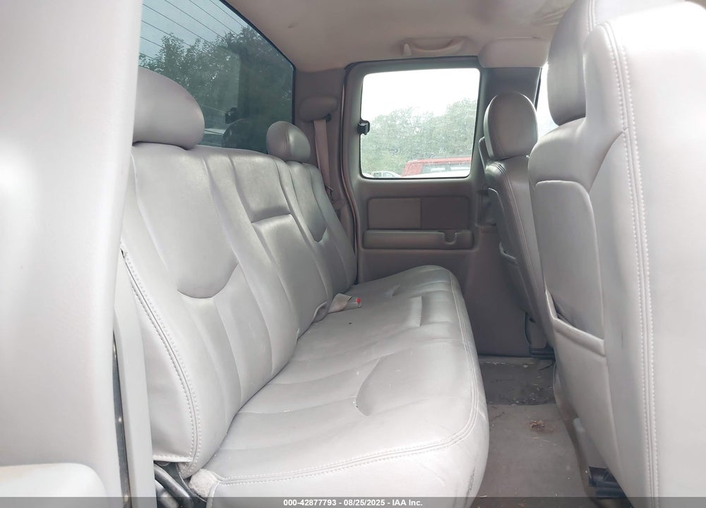 2003 GMC SIERRA 1500 SLT VIN: 2GTEK19T731102665