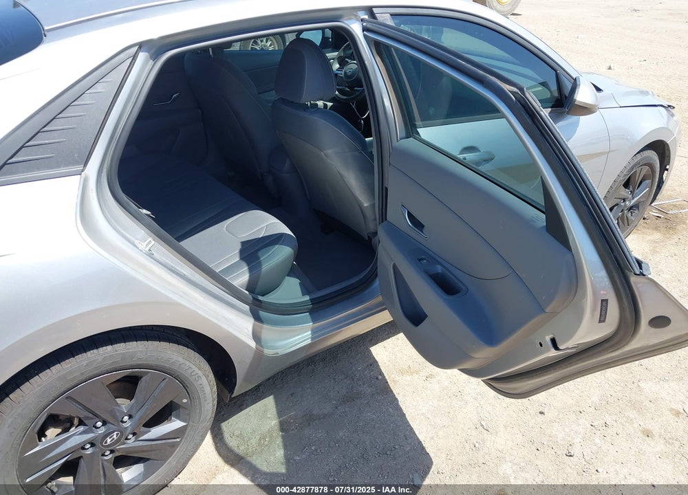 2021 HYUNDAI ELANTRA VIN: 5NPLS4AG8MH038868