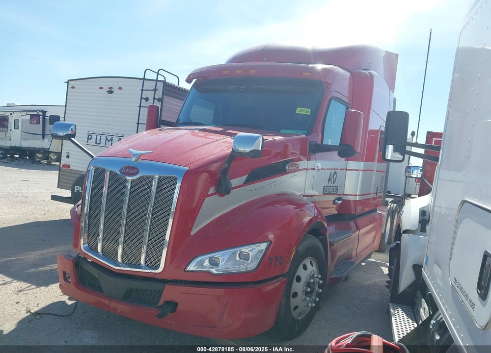 2022 PETERBILT 579 VIN: 1XPBDP9X0ND813648