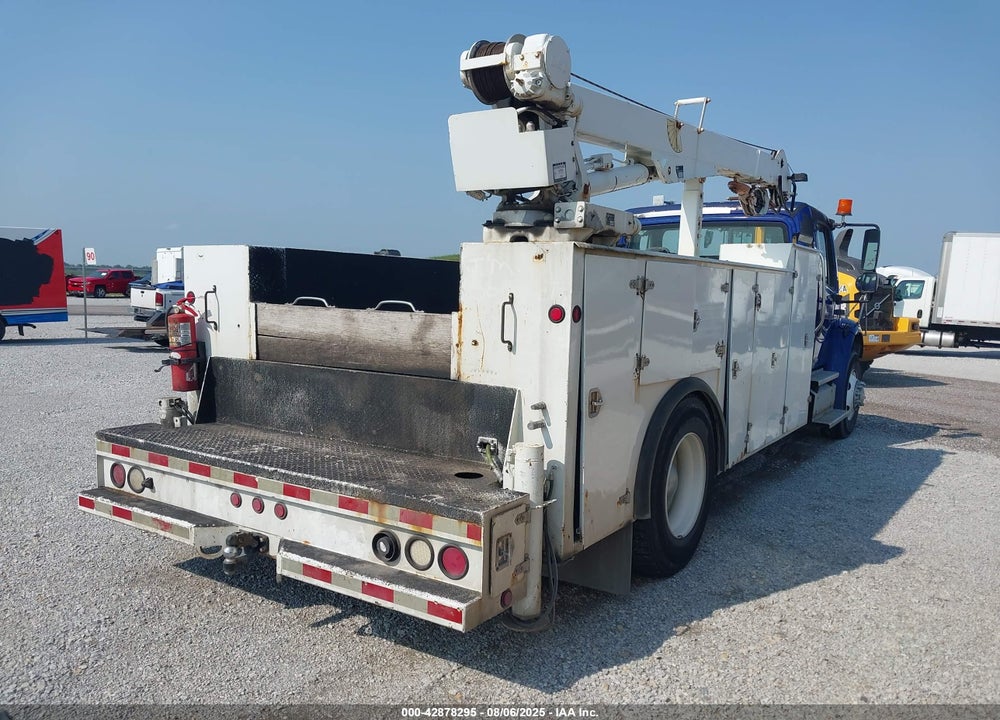 2011 FREIGHTLINER M2 106 MEDIUM DUTY VIN: 1FVACWDT2BDBD9371