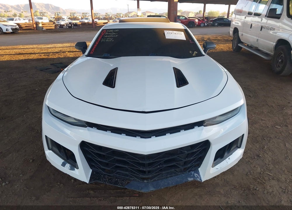2017 CHEVROLET CAMARO VIN: 1G1FH1R77H0109150