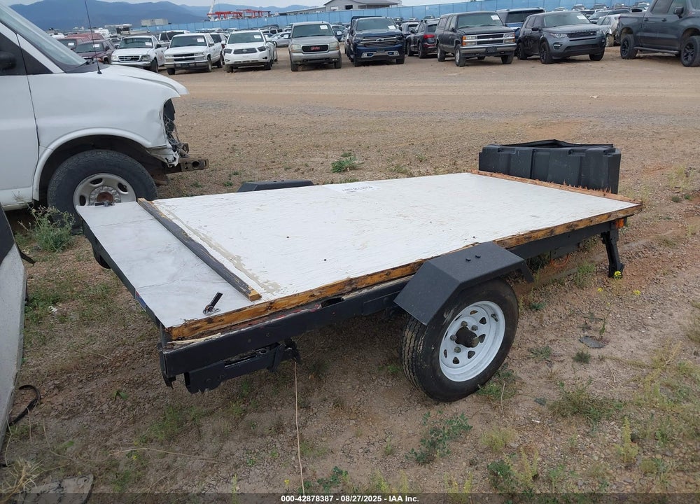2014 OTHER --- VIN: LN2UT0818EG050068