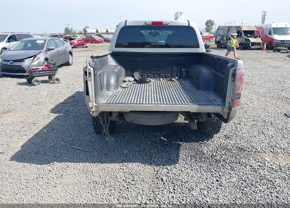 2008 CHEVROLET COLORADO LT VIN: 1GCDT33E588212567