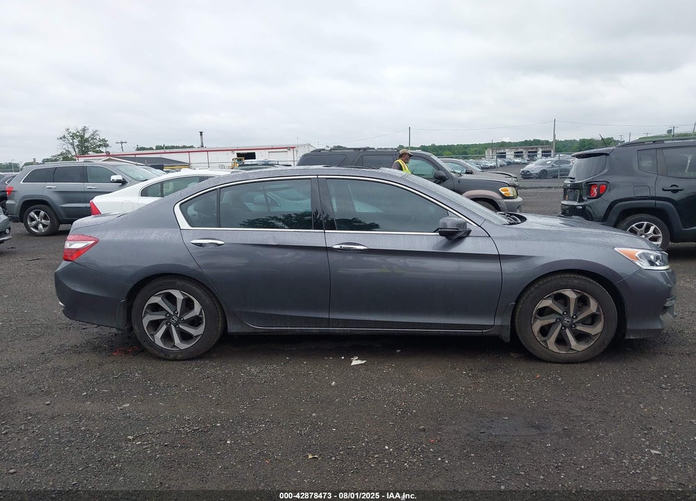 2016 HONDA ACCORD EX-L V-6 VIN: 1HGCR3F83GA010013