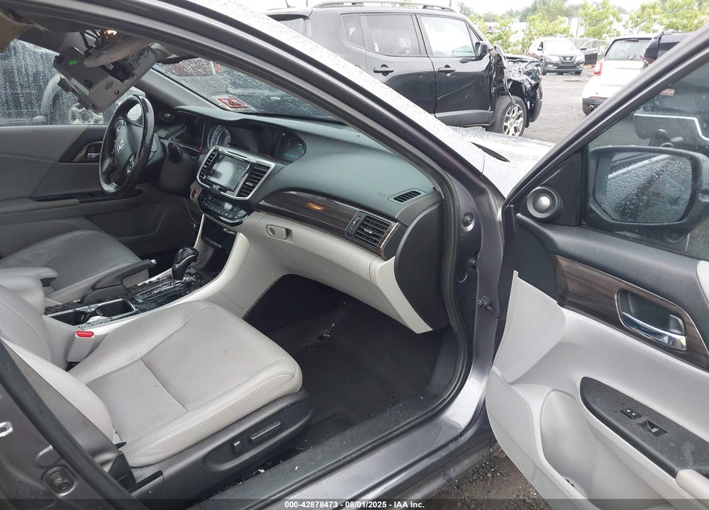2016 HONDA ACCORD EX-L V-6 VIN: 1HGCR3F83GA010013