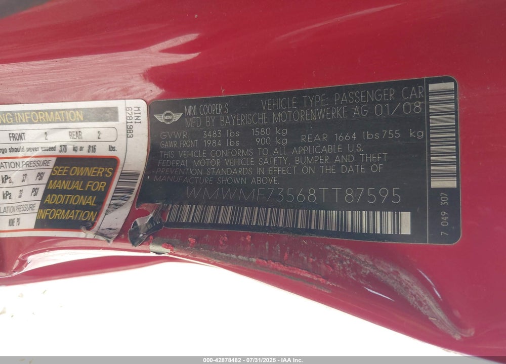 2008 MINI COOPER S VIN: WMWMF73568TT87595