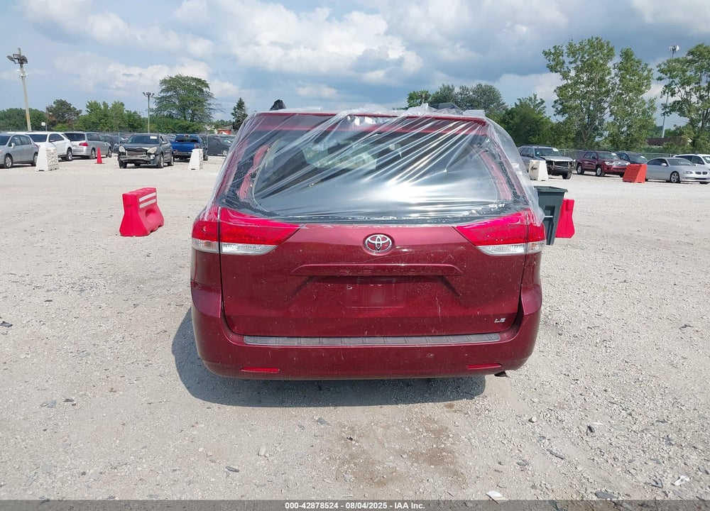 2011 TOYOTA SIENNA LE V6 VIN: 5TDKK3DC7BS033098