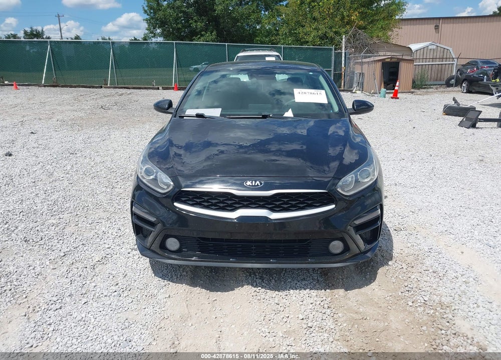 2019 KIA FORTE LXS VIN: 3KPF24ADXKE035636