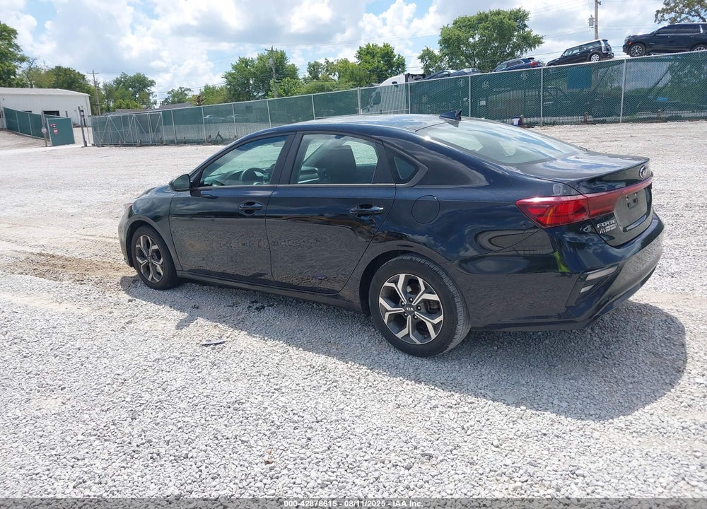2019 KIA FORTE LXS VIN: 3KPF24ADXKE035636