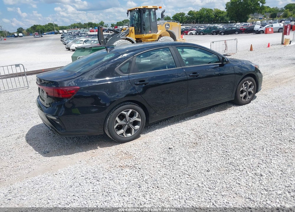 2019 KIA FORTE LXS VIN: 3KPF24ADXKE035636