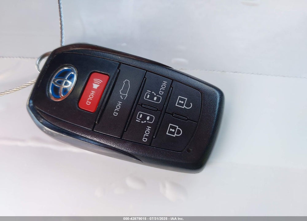 2022 TOYOTA SIENNA XLE VIN: 5TDJSKFC6NS073535
