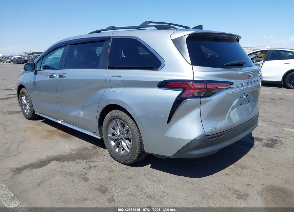 2022 TOYOTA SIENNA XLE VIN: 5TDJSKFC6NS073535