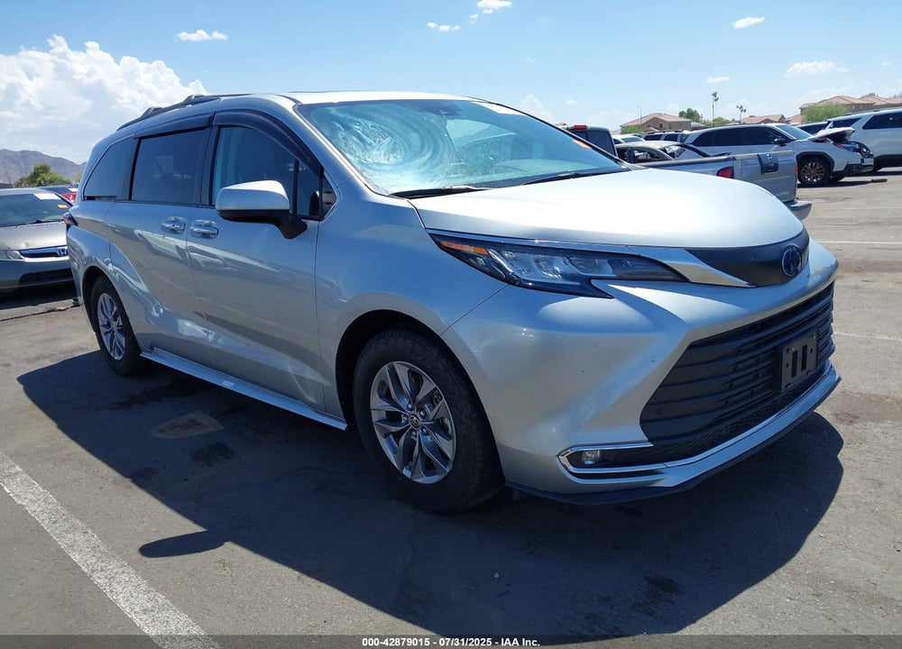 2022 TOYOTA SIENNA XLE VIN: 5TDJSKFC6NS073535
