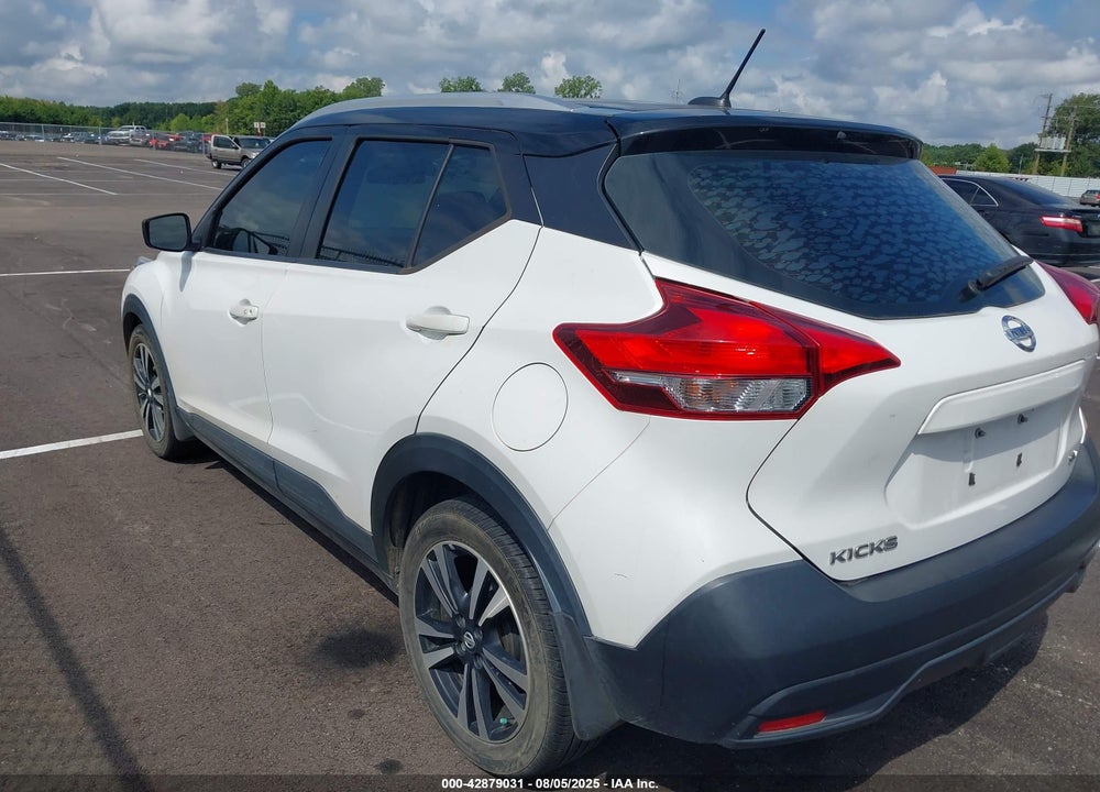 2019 NISSAN KICKS VIN: 3N1CP5CU9KL496820