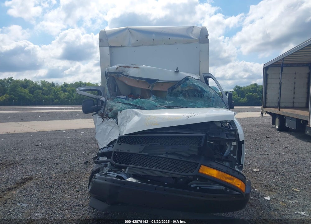 2025 CHEVROLET EXPRESS CUTAWAY WORK VAN VIN: 1GB0GRFP0S1117762