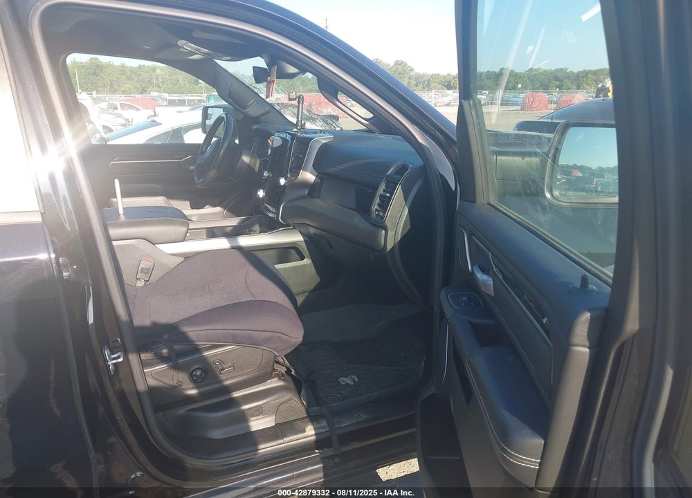 2021 RAM 1500 VIN: 1C6SRFLT0MN733835