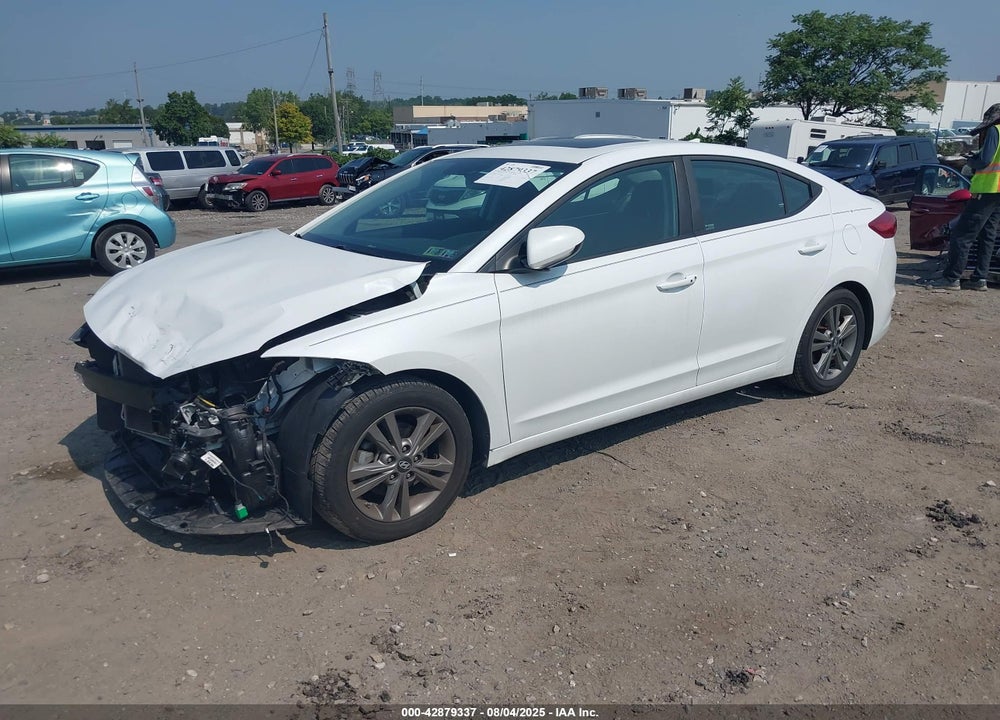 2018 HYUNDAI ELANTRA VIN: 5NPD84LF2JH349439