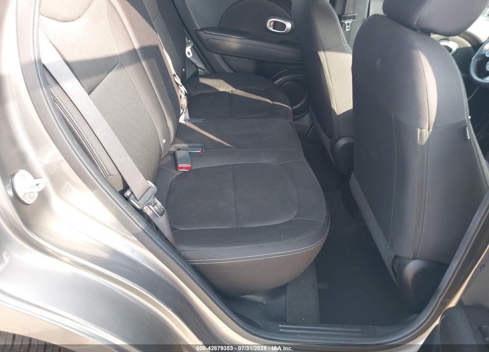 2016 KIA SOUL VIN: KNDJN2A22G7407689