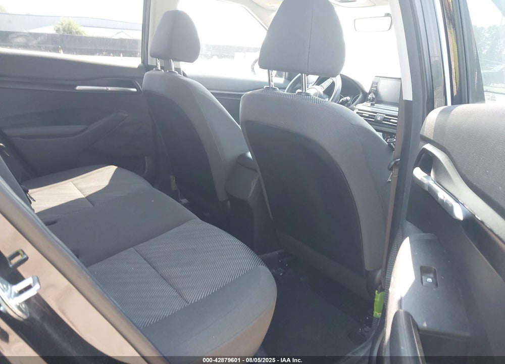 2021 KIA SELTOS LX VIN: KNDEPCAA1M7171492
