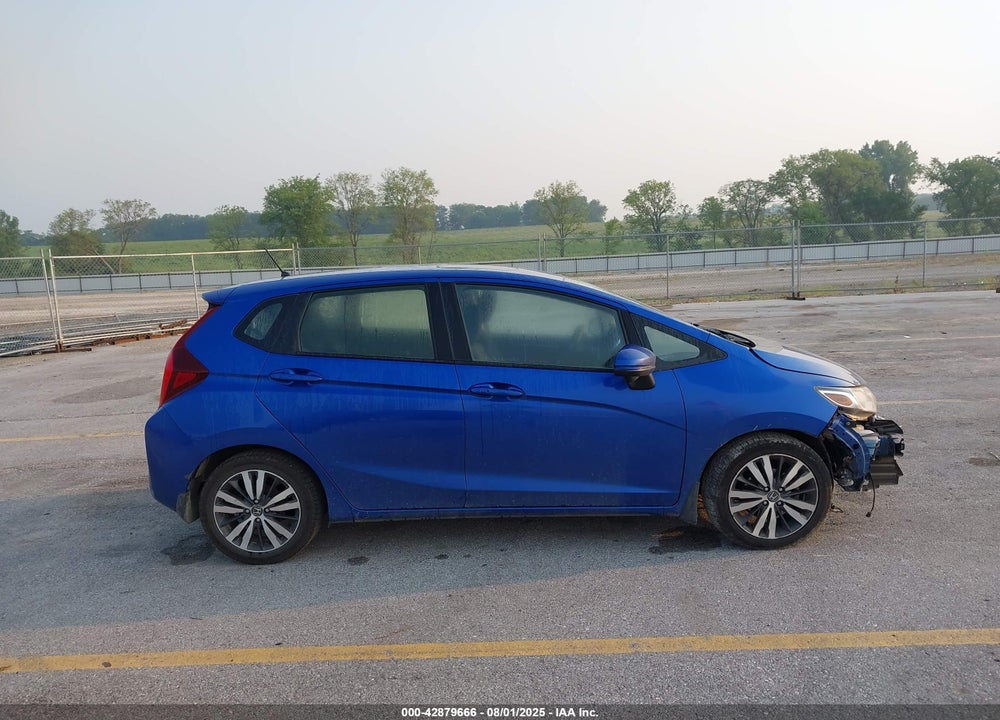 2017 HONDA FIT EX VIN: JHMGK5H7XHS014476