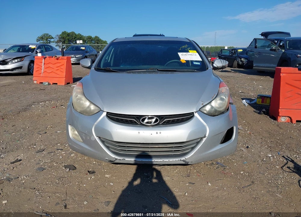 2011 HYUNDAI ELANTRA VIN: KMHDH4AE2BU147925